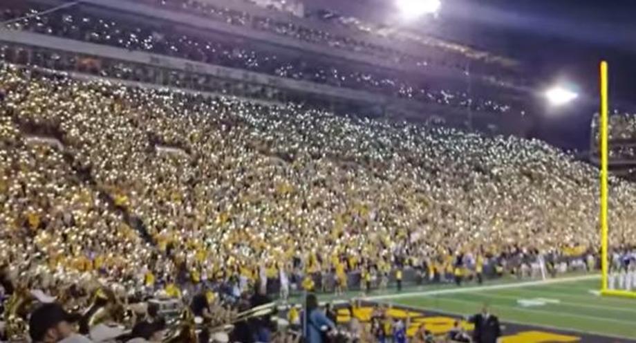 Best Atmospheres in College Football / Best Fans in Sports